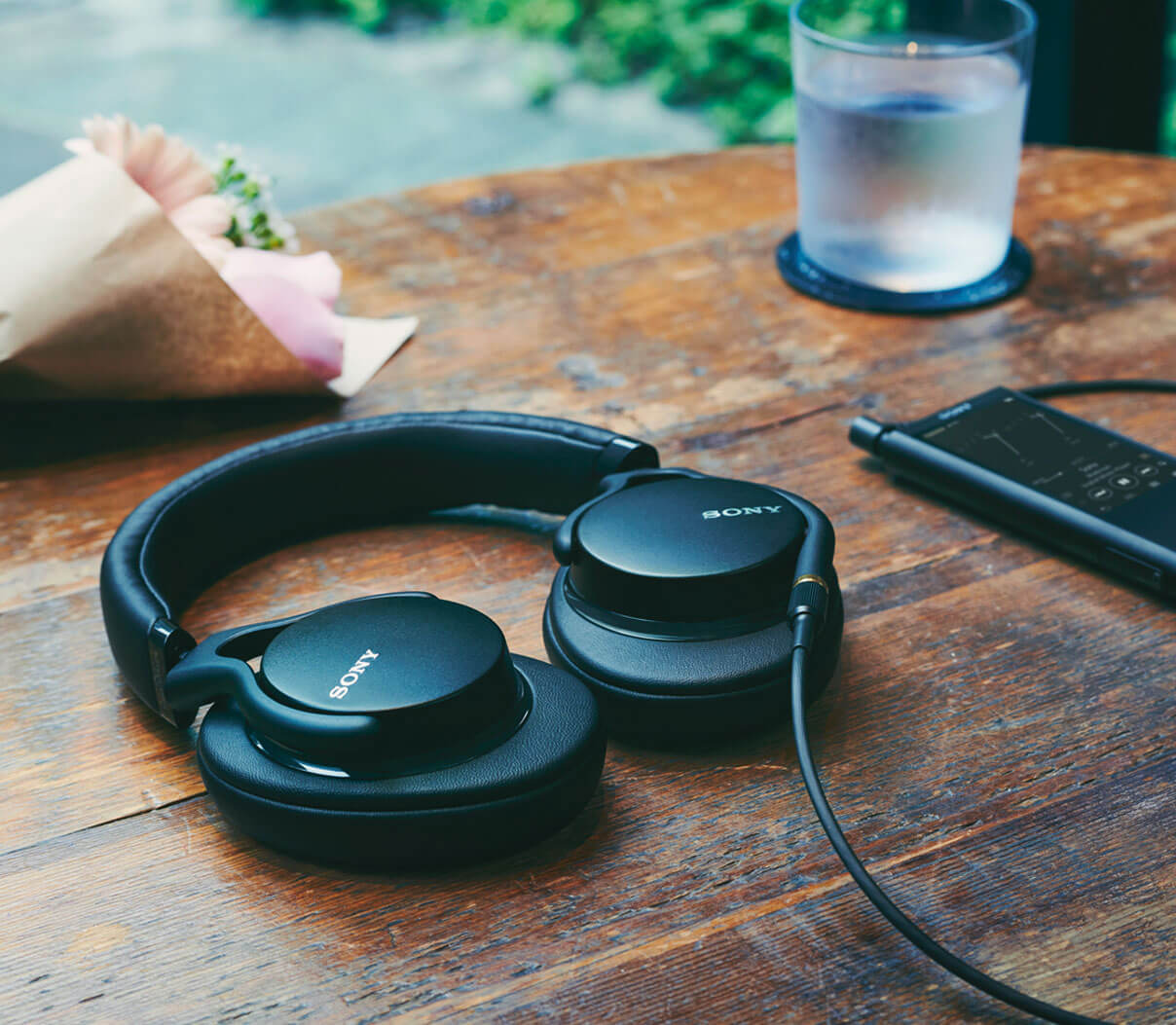 MDR-1AM2 Premium Hi-Res Headphones