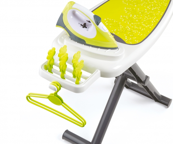 Table A Repasser + Fer Accessoires