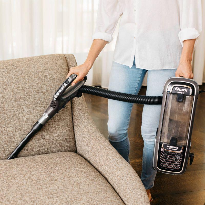 Shark APEX DuoClean Powered Lift Away Upright Vacuum with Self-Cleaning Brushroll – AZ1002