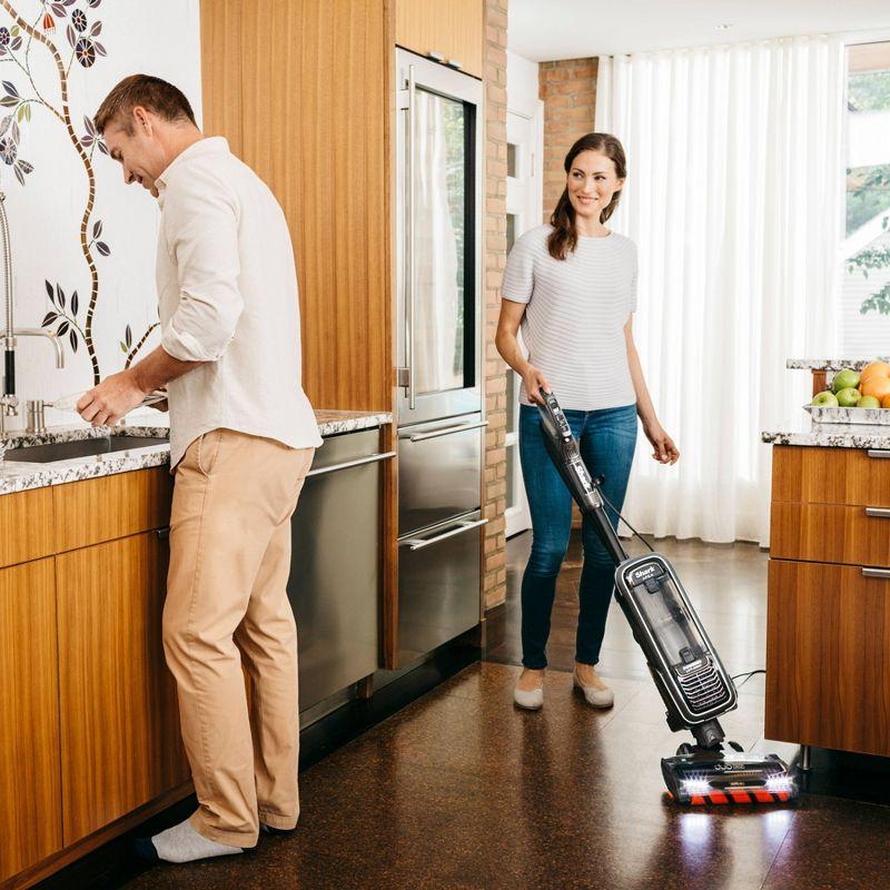 Shark APEX DuoClean Powered Lift Away Upright Vacuum with Self-Cleaning Brushroll – AZ1002