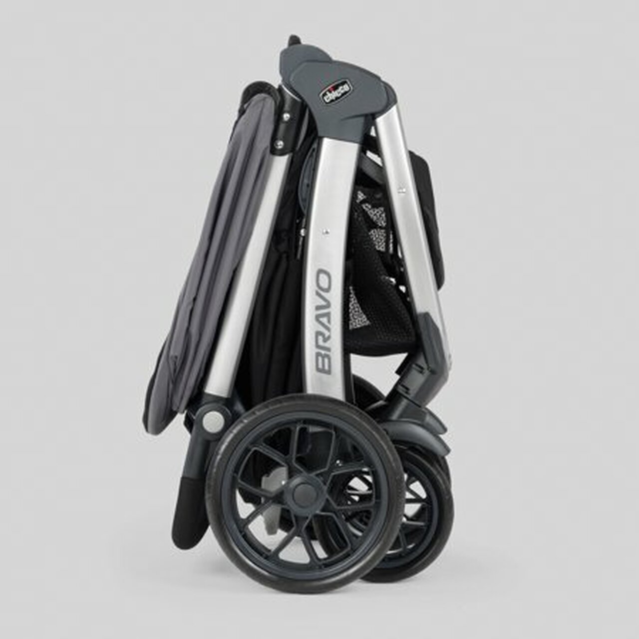 Chicco Bravo 3-in-1 Travel System including Bravo Quick-Fold Stroller and KeyFit 30 Infant Car Seat with Base, Camden