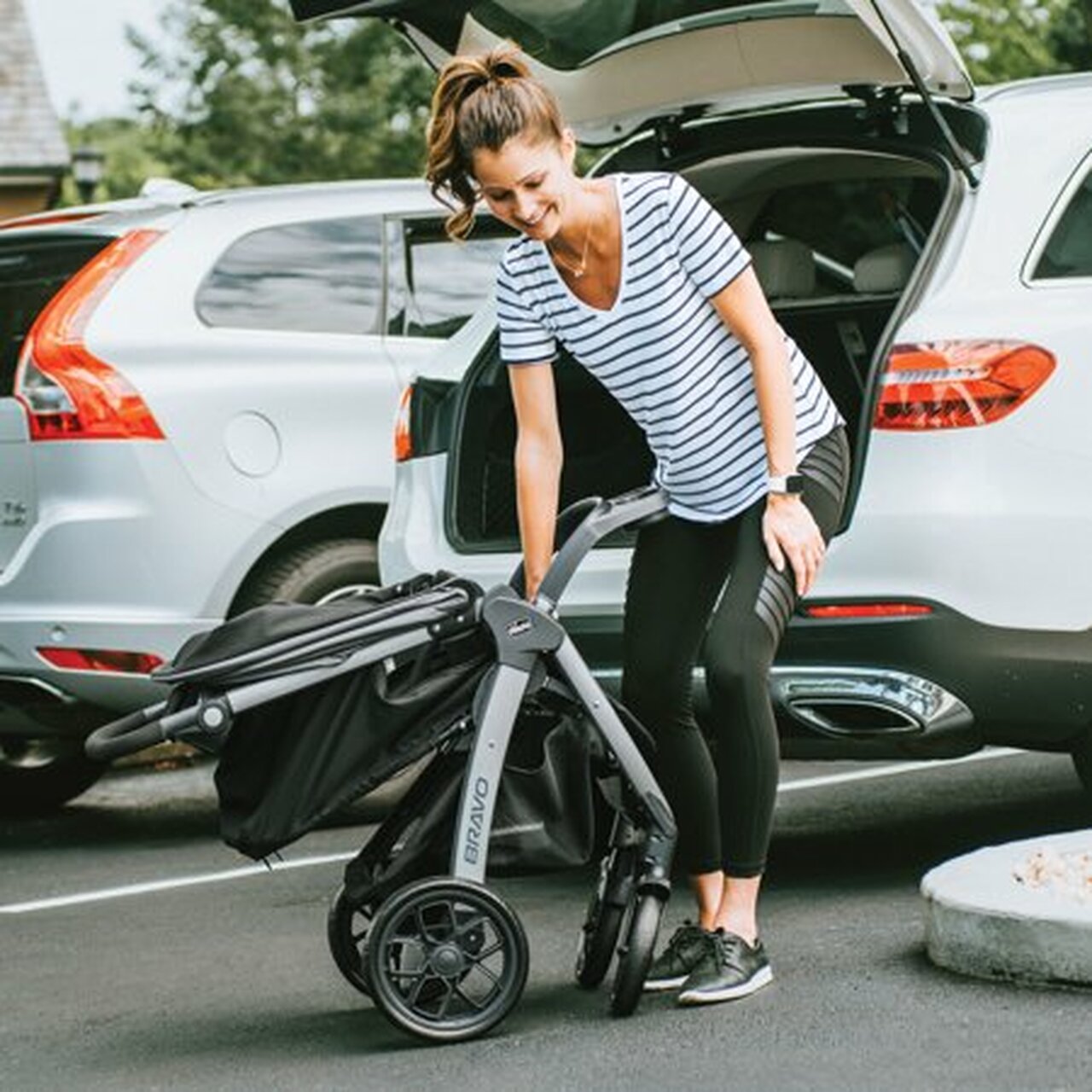 Chicco Bravo 3-in-1 Travel System including Bravo Quick-Fold Stroller and KeyFit 30 Infant Car Seat with Base, Camden