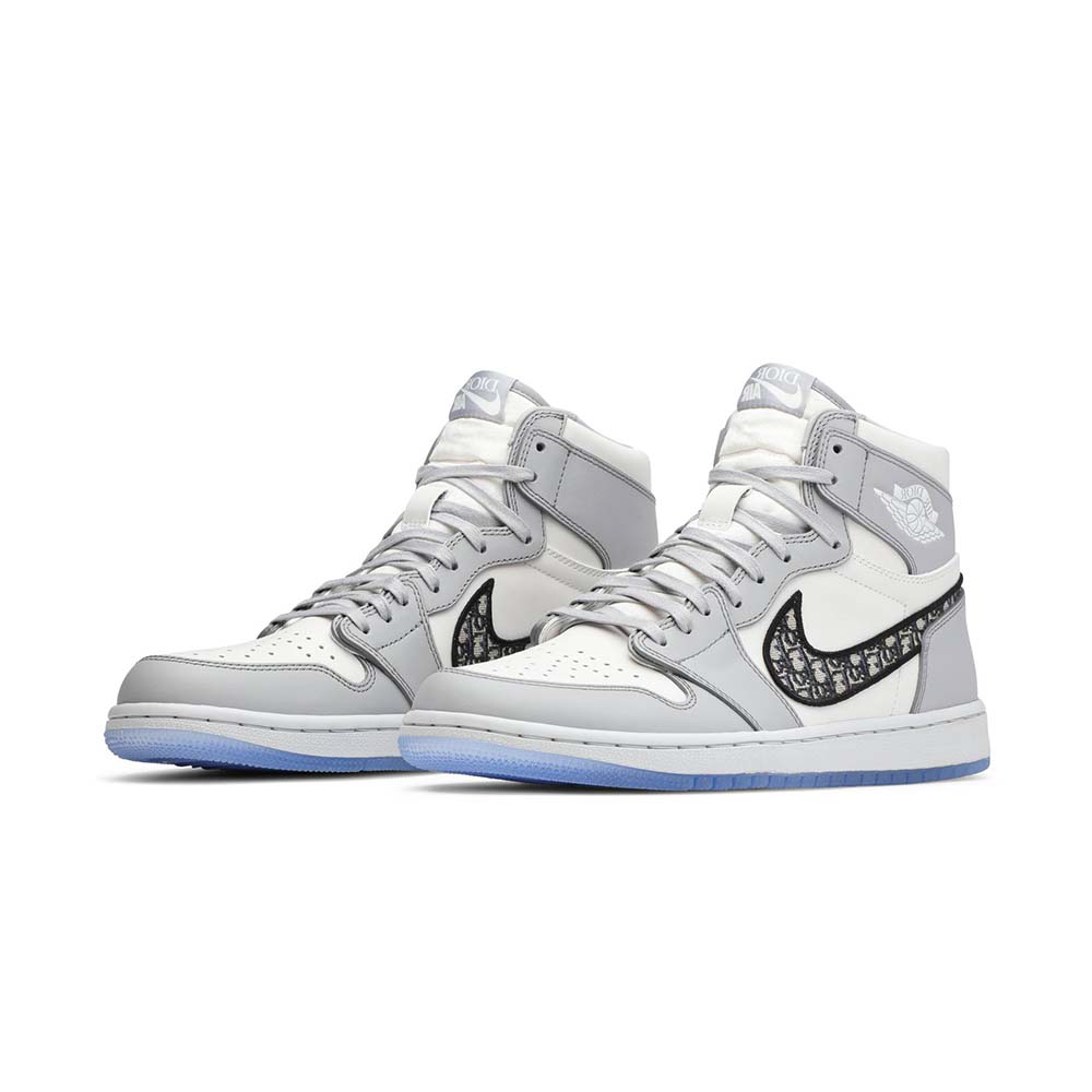 Air Jordan 1 High OG  ‘ Wolf Grey ‘ CN8607-002