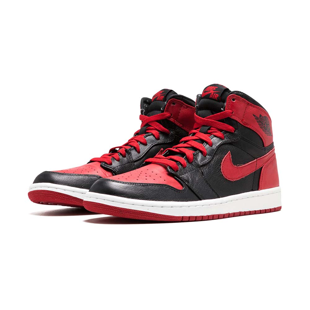 Air Jordan 1 Retro High  ‘ Banned ‘  2011432001-001
